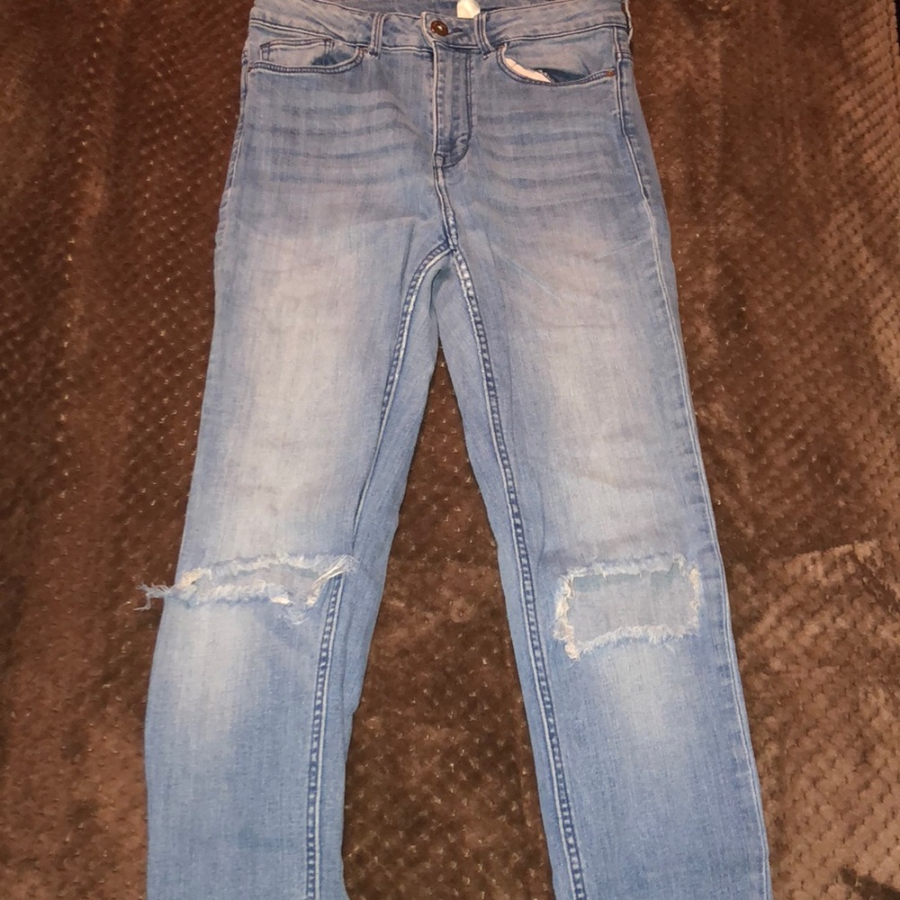 High waisted jeans